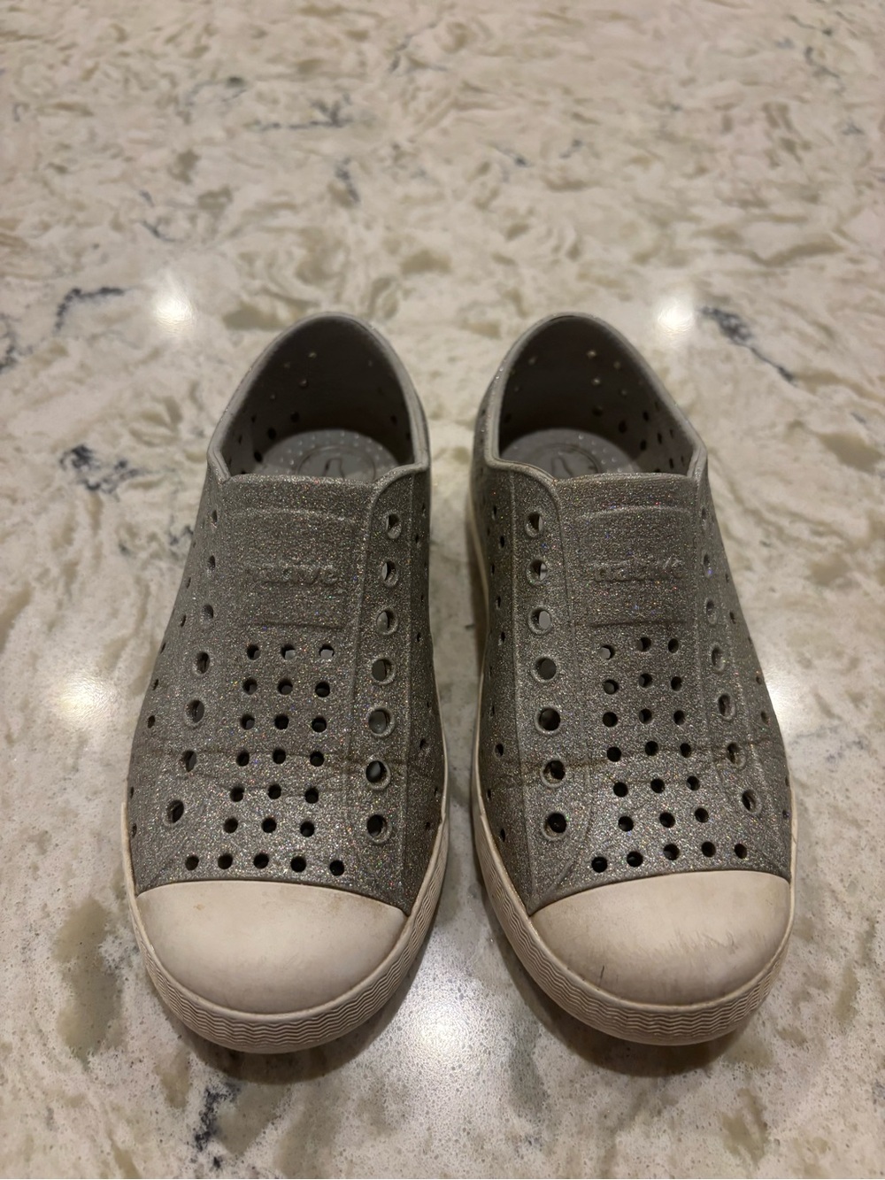 Silver glitter Native Jefferson Size 11